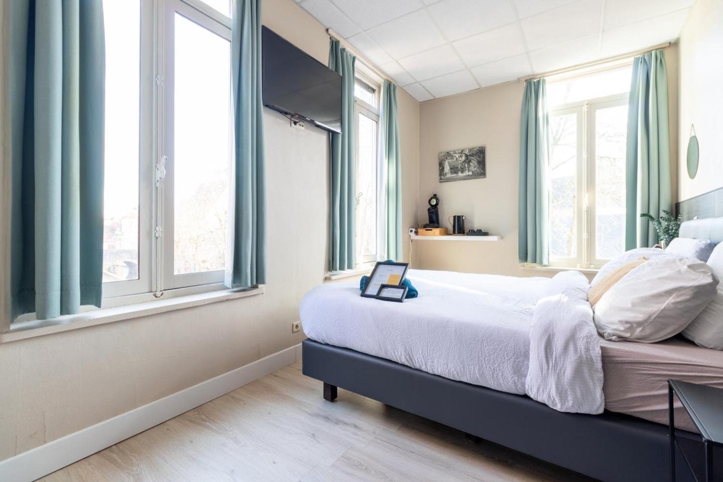 Hotel Entree - Canal View Bruges Esterno foto